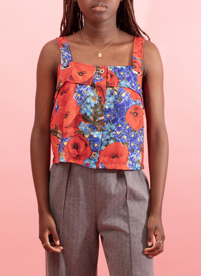 Top with square neckline and wide Adicora strap