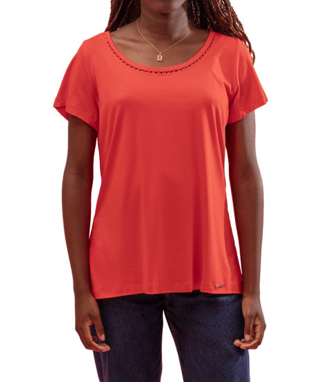 Maloka Lindy Plain Round-Neck T-shirt - Women's Plain T-shirts | Faroma