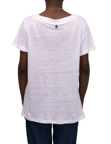 T-shirt Mervy com Detalhe Lurex no Decote Maloka - T-shirts Femininas com Lurex | Faroma