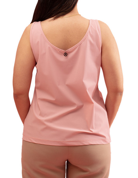 Maloka Kamala Round-Neck Top - Simple and Elegant Women's Tops | Faroma