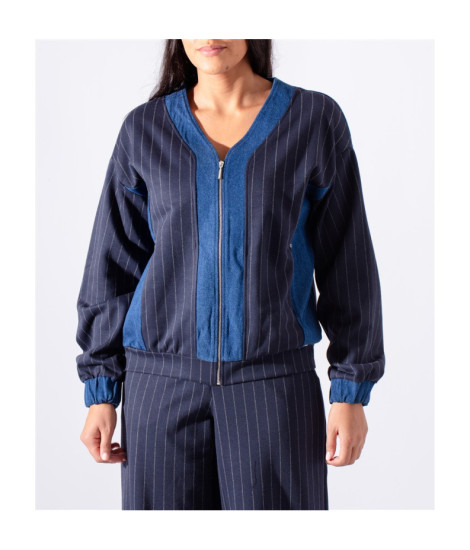 Veste en Jean Bobbie avec Décolleté en V Maloka - Vestes en Jean Femme | Faroma