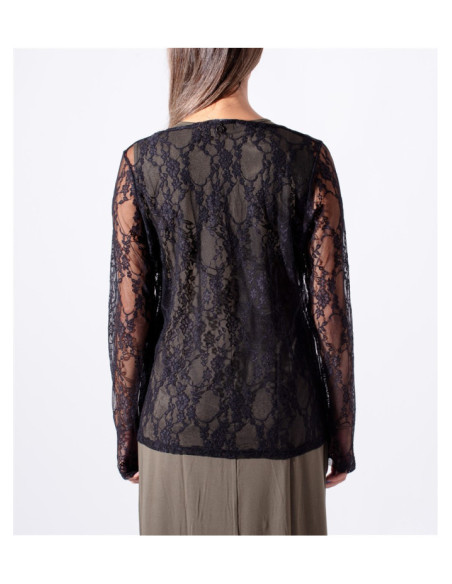 Maloka Yvone T-shirt - Elegant Women's T-shirts | Faroma