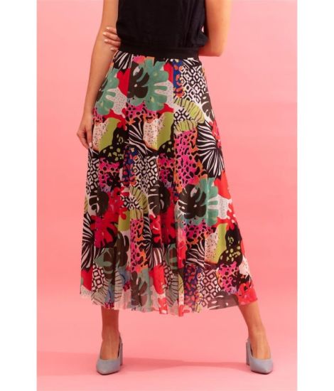 Maloka Jeorge - Women's Fashion with Strong Personality | Faroma 2