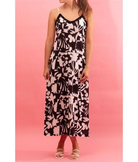 Maloka Felicia - Women's Fashion that Brings Happiness | Faroma 2
