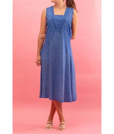 Maloka Theodor - Elegant Women's Fashion | Faroma 2