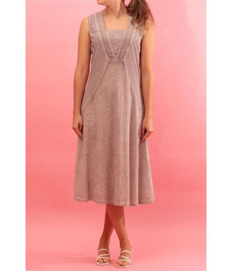 Maloka Theodor - Elegant Women's Fashion | Faroma 2